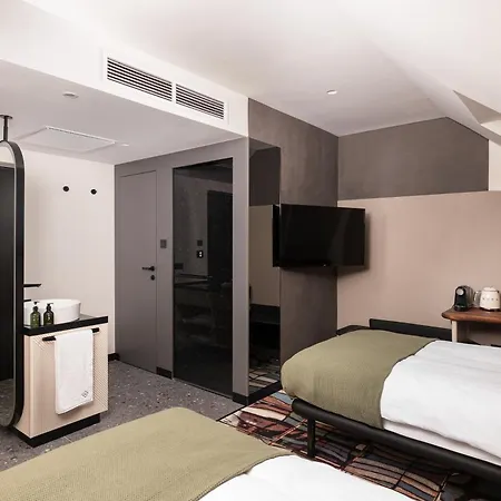 Hotel Gin 4*