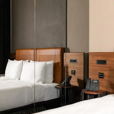 Gin Hotel 4*