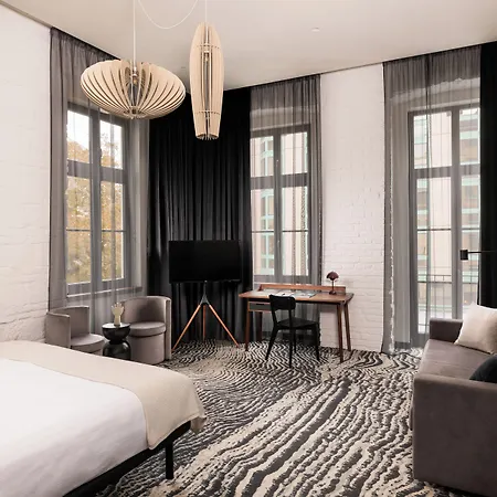 Gin Hotel 4*