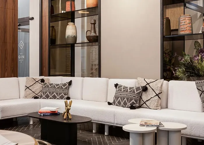 Hotel Gin
